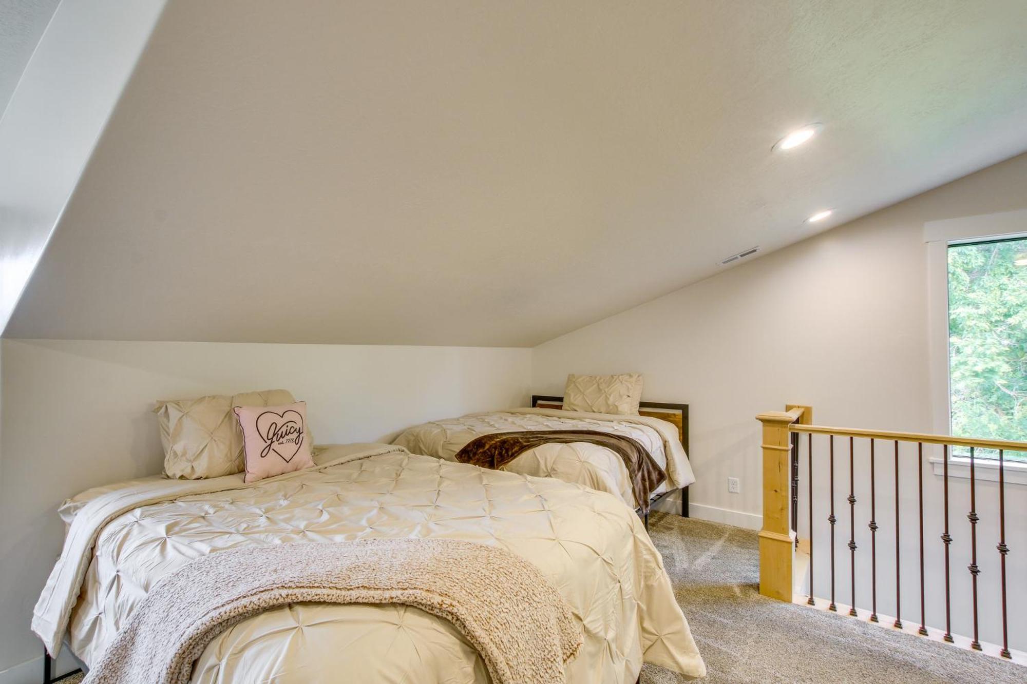 Spacious Idaho Home On Scenic Cub River! Preston Exterior photo